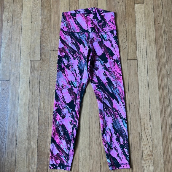 Lululemon HR Leggings 7/8 - Picture 4 of 10